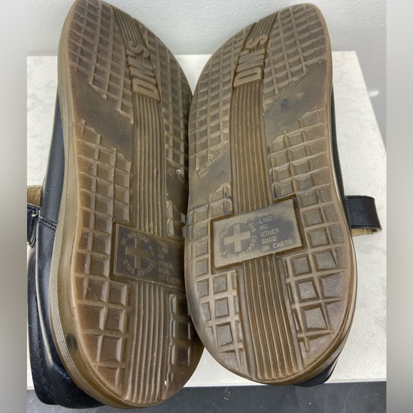 Dr. Martens Vintage Mary Jane Leather Shoes Made in England 8A57 Size 12D - Picture 14 of 15